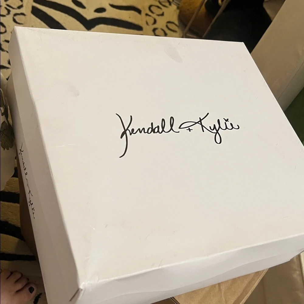 Kendall & Kylie Black Lace-Up Ankle Boots - Picture 5 of 5